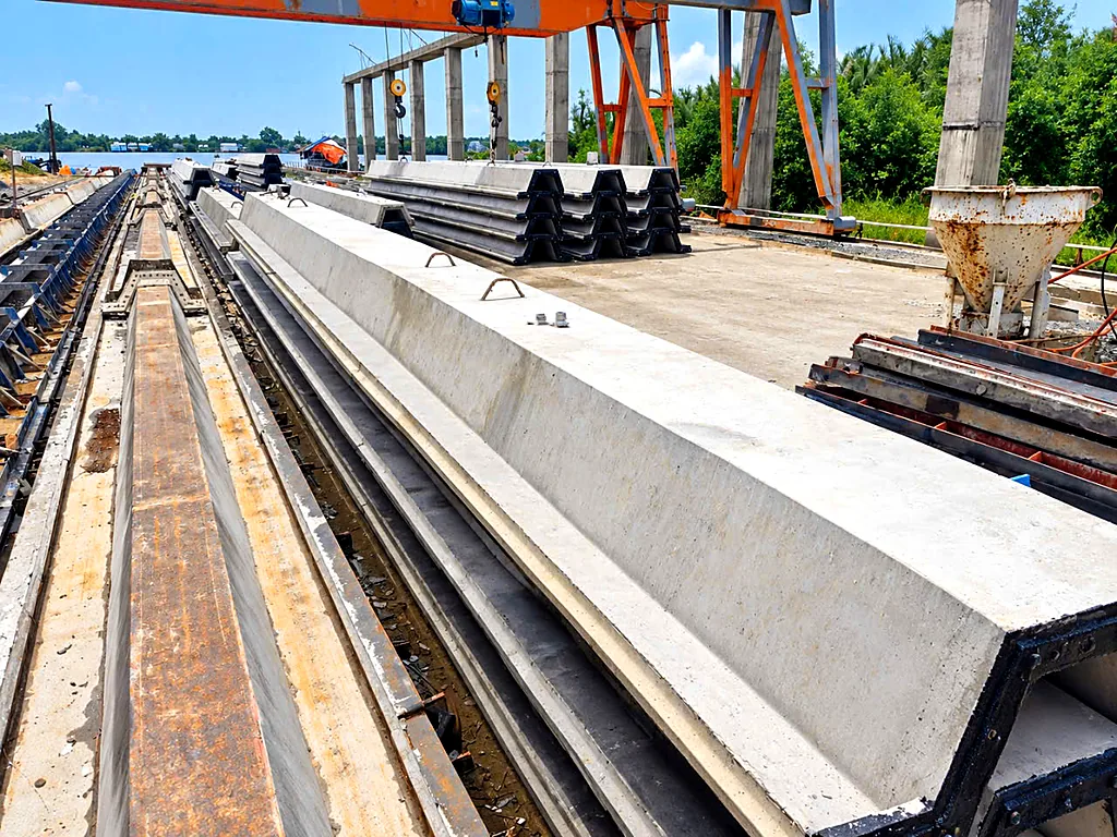 Bệ đúc dài cọc ván bê tông dự ứng lực SW